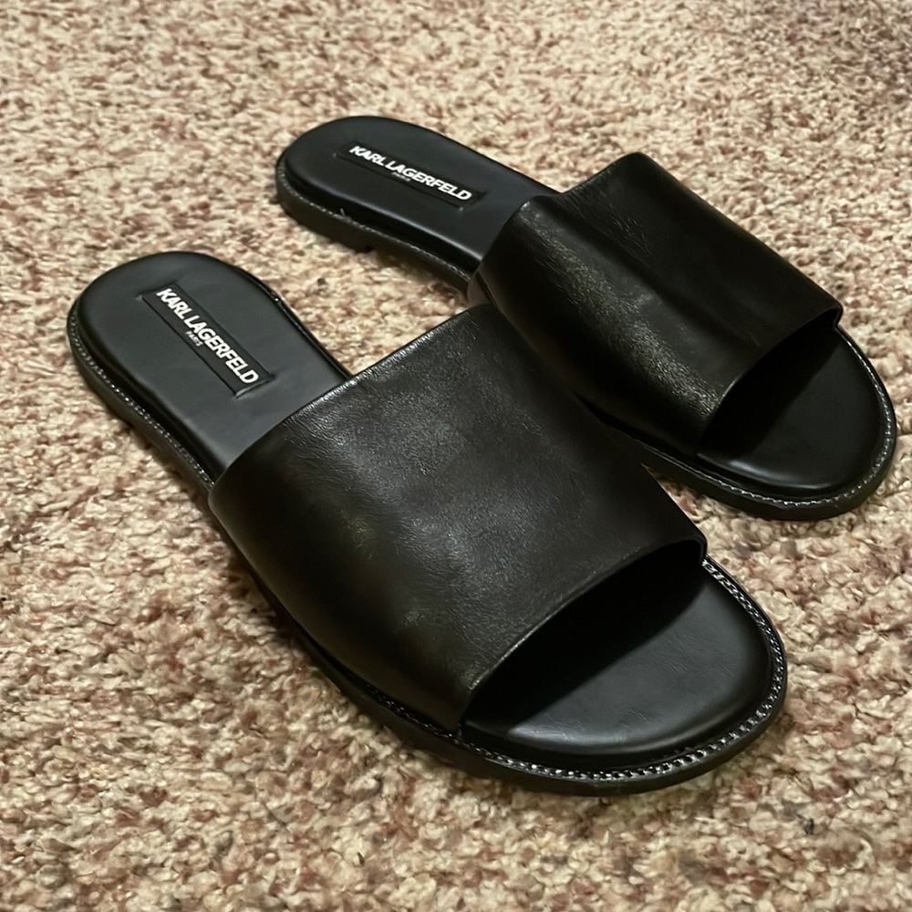 Karl Lagerfeld Gloria Leather sandals